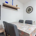 Valbandon 7352a Apartamento Fažana