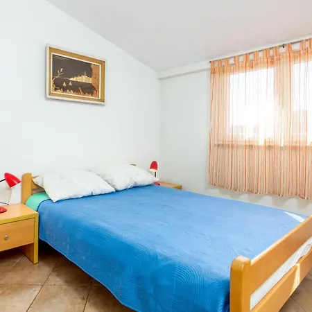 Valbandon 7352a Apartmán Fažana